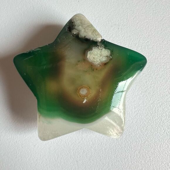 Green Flower Agate Star Carving (4) - Picture 6 of 9